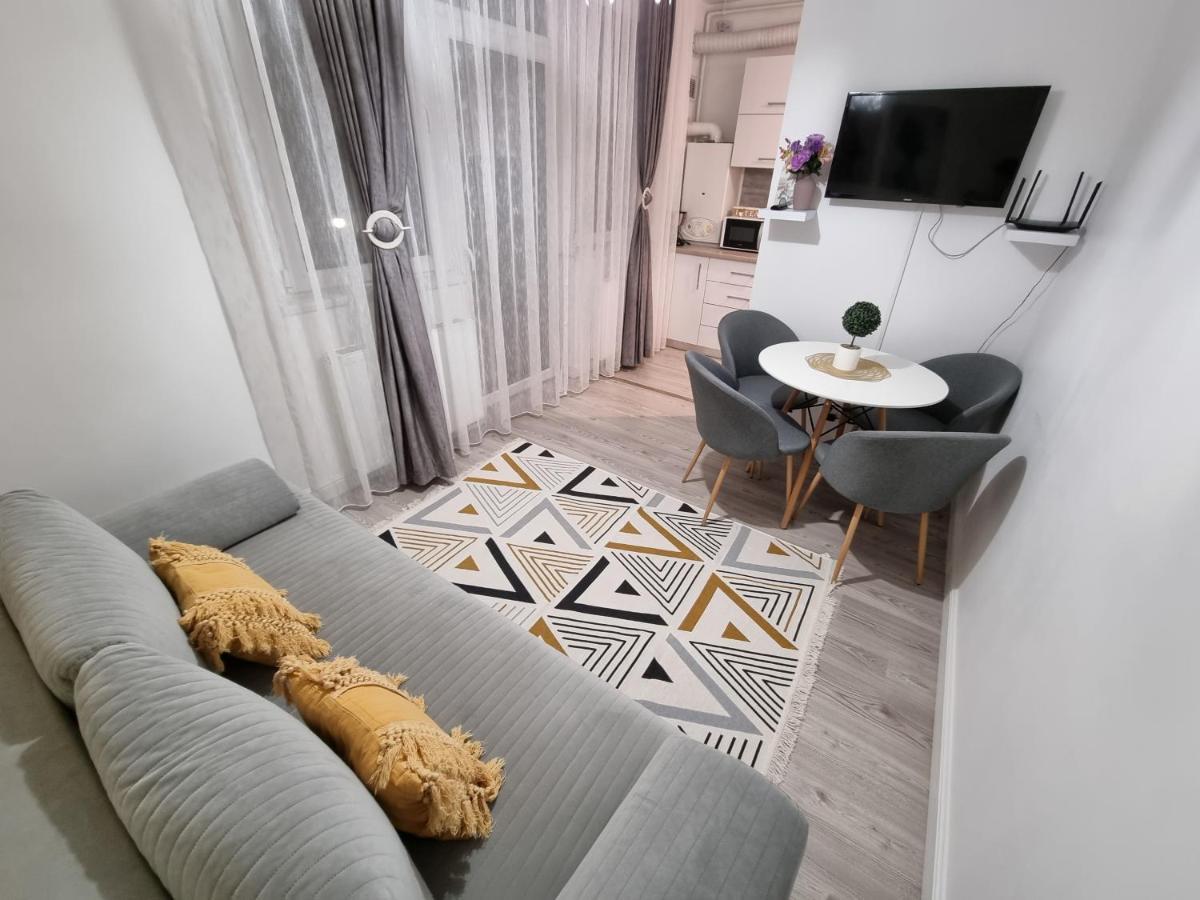 Ra Apartment - Ared Oradea Extérieur photo